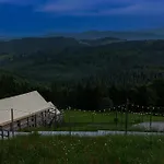 Glamping *