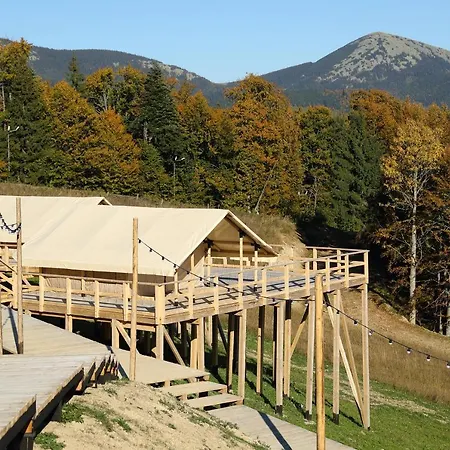 Glamping Οργανωμένο κάμπινγκ
