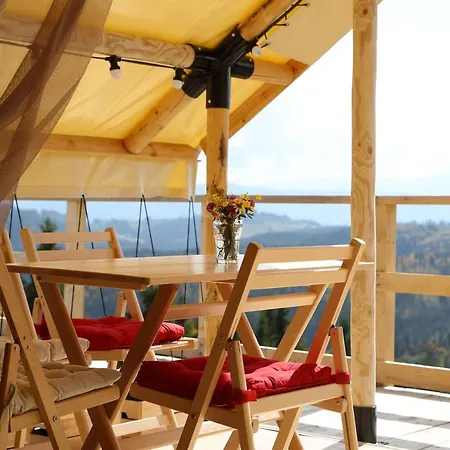 Glamping Οργανωμένο κάμπινγκ Μπούκοβελ