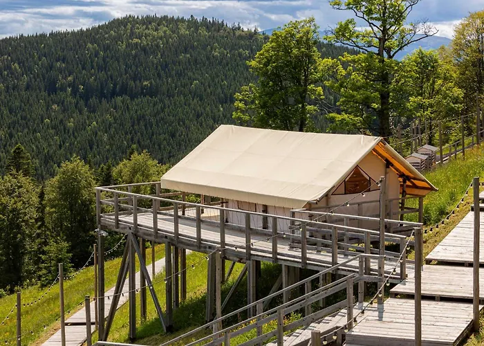 Glamping 豪华帐篷 布克维