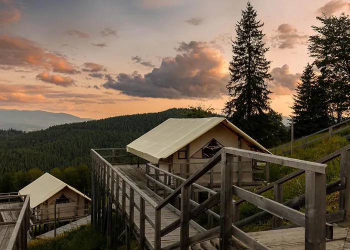 Glamping *