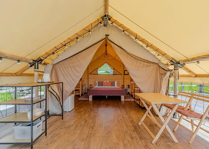 Glamping * 布克维